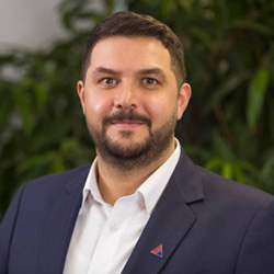 مهندس حسین مستخدمین حسینی